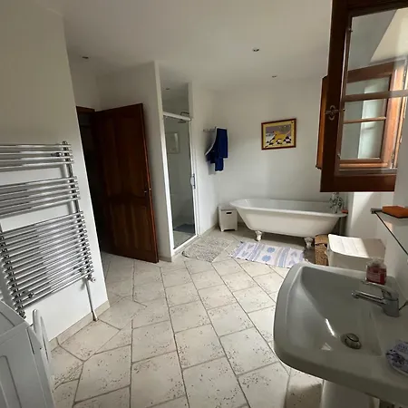 Sleeps 12 - Pool Table Tennis Parking *