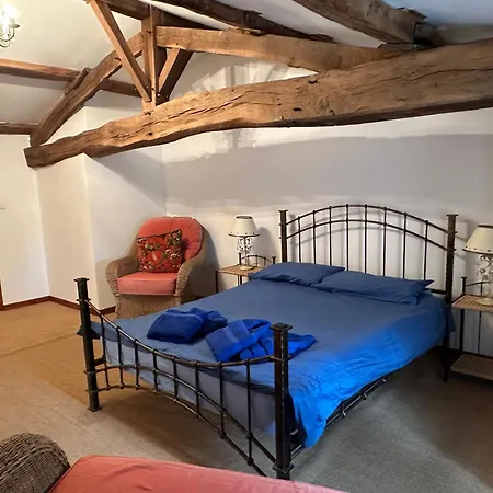 Holiday home Sleeps 12 - Pool Table Tennis Parking Saint-Andre-de-Lidon